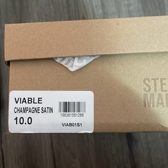 Steve Madden shoes - Picture 5 of 7